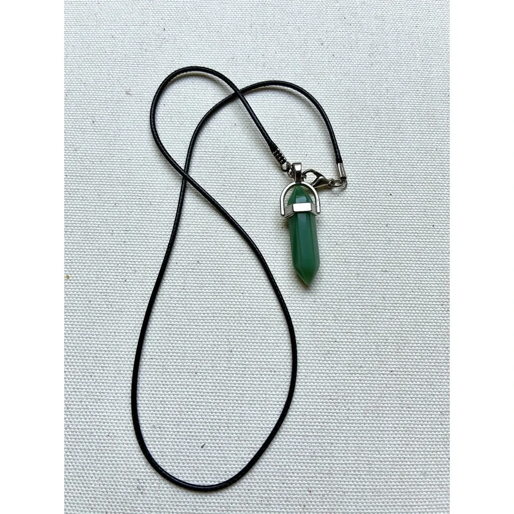 Green Crystal Point Pendant Necklace Black Cord Silver Tone Boho Y2K Bohemian